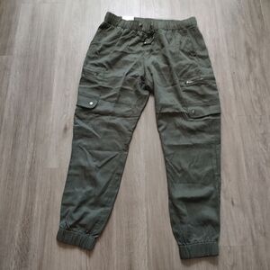 New Banana Republic Olive Green Cargo Jogger Pants